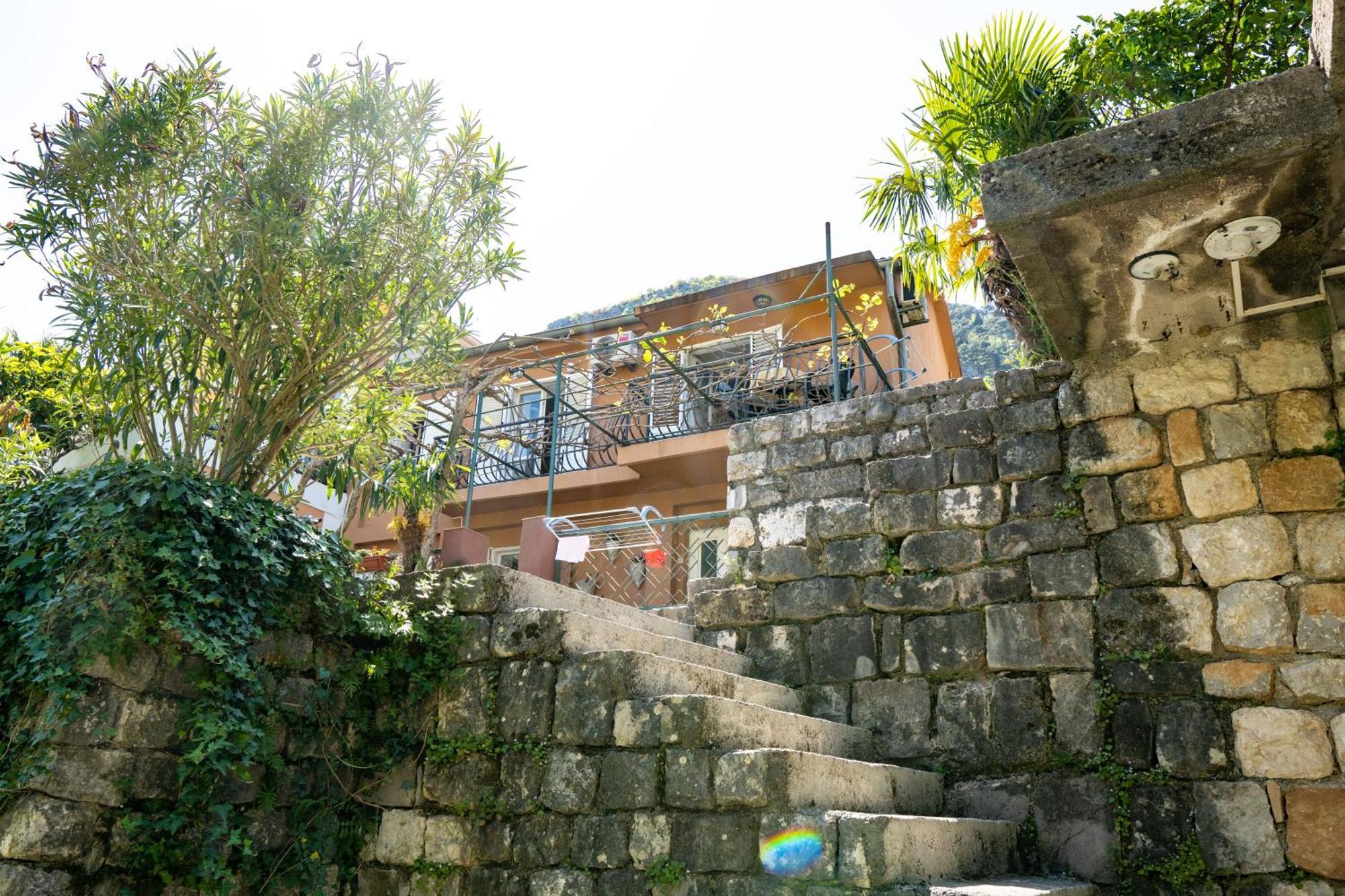 M&B Apartment Kotor Exterior foto
